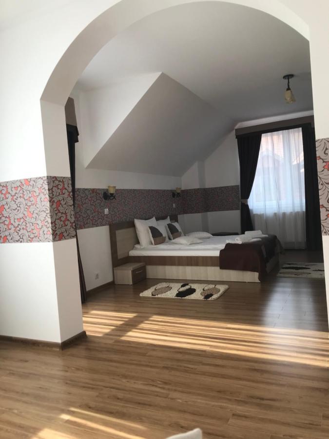 Villa Prestige Sovata Bagian luar foto