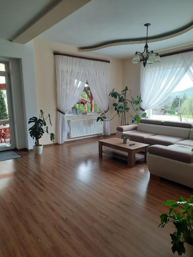 Villa Prestige Sovata Bagian luar foto