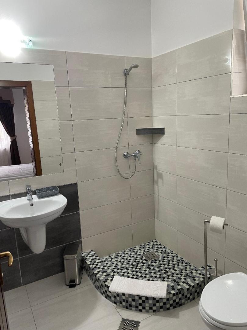 Villa Prestige Sovata Bagian luar foto