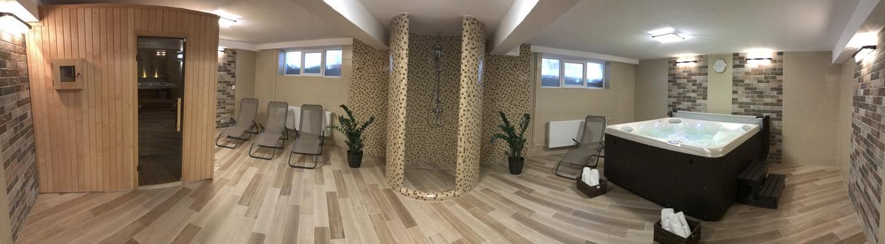 Villa Prestige Sovata Bagian luar foto